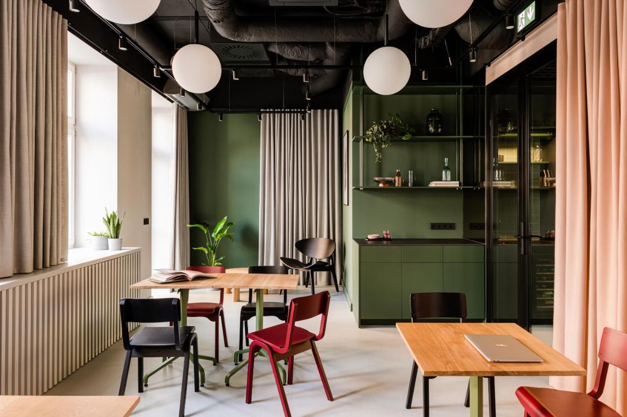 Plantonia Aparthotel Красков Екстериор снимка